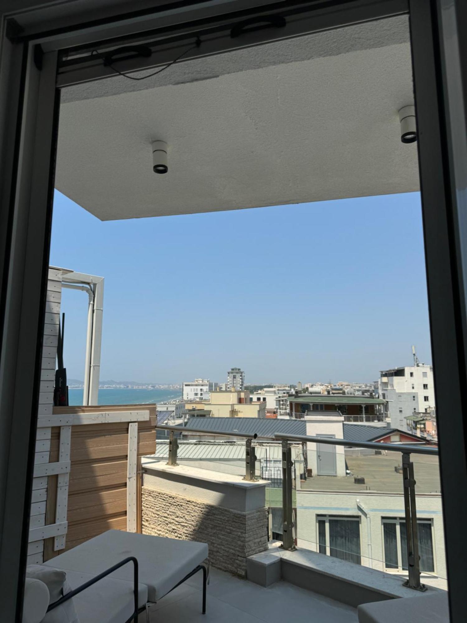 Luxury Rooftop Suites By Blumont Shkallnur Ngoại thất bức ảnh